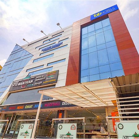 Fabhotel Aamantran & Banquet Halls - Nr Rtc X Roads Metro Station Hyderabad Eksteriør billede