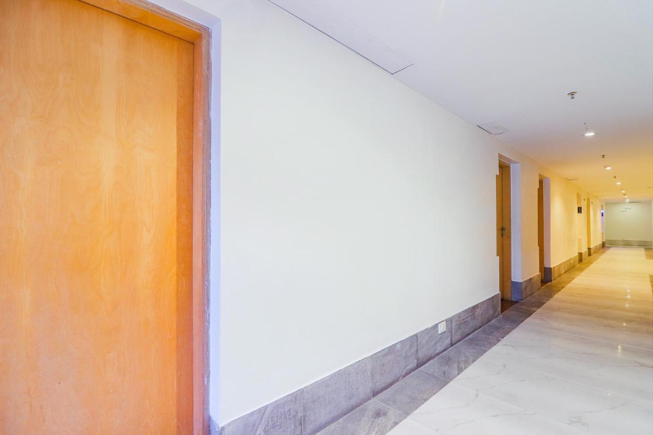 Fabhotel Aamantran & Banquet Halls - Nr Rtc X Roads Metro Station Hyderabad Eksteriør billede